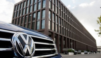 Ученые: Хакеры без труда взламывают и заводят автомобили Volkswagen