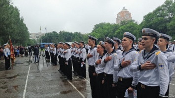 Исполнявший гимн Украины в Крыму курсант судится с военным начальством