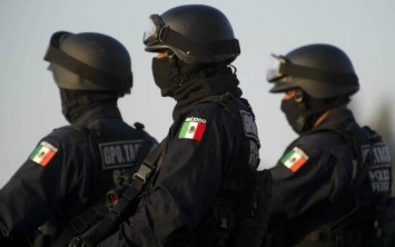 В Мексике преступники похитили 16 мужчин