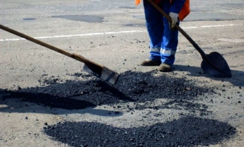 Глава Росавтодора объяснил частый ремонт российских дорог