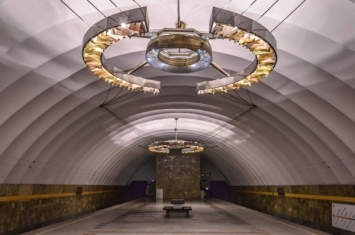 Станция метро "Новочеркасская" закрыта для пассажиров