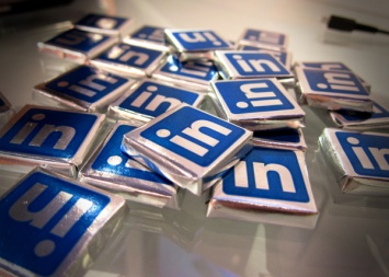 LinkedIn будет судиться с лицами, использовавшими ботов для сбора информации о пользователях