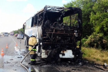 В Крыму загорелся автобус с туристами из Сочи