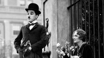 Black &038; White Movie Night с участием самого Чарли Чаплина