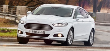 Ford отзовет в России 3 тысячи автомобилей из-за проблем с фарами