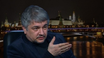 Россия делает ставку на заморозку Украины, - Ростислав Ищенко