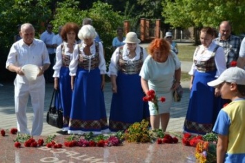 В Симферополе почтили память немцев - жертв депортации из Крыма (ФОТО)