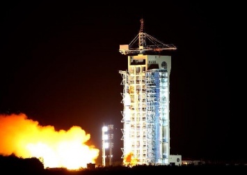 Китайский спутник квантовой связи передал на Землю первые данные