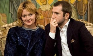 СМИ устроили "развод" дочери Михалкова с мужем