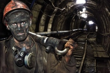 В Луганске вышли на показатель добычи угля 10 тысяч тонн в неделю