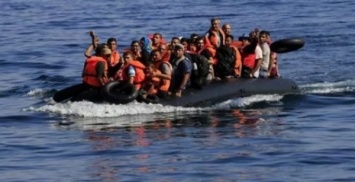 В Греции угрожающе растут потоки беженцев