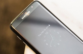Motorola обвинила Samsung в краже функции всегда включенного экрана