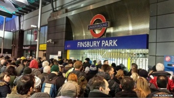 Лондонское метро дает старт переходу на круглосуточный режим работы
