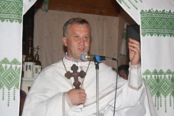В Запорожской области избили священника и волонтеров