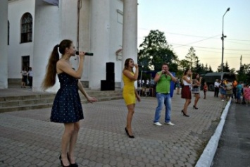Макеевский вокальный коллектив выступит с концертами в шахтерских городах