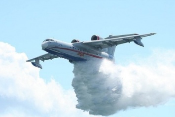 Пилоты МЧС России потушили в Португалии пожар