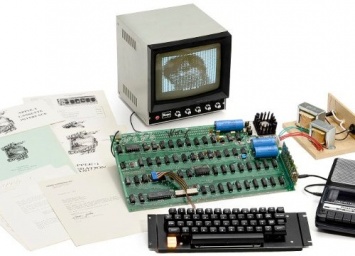 Аукцион CharityBuzz выставил на продажу Apple-1 1976 года выпуска