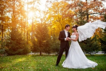Планируем свадьбу на осень: благоприятные дни, секреты создания счастливой семьи