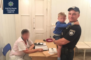 По Одессе бродила психически больная женщина с голодным малышом (ФОТО)