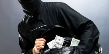 В Москве неизвестный в одиночку ограбил банк на 21 млн рублей