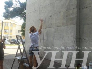 Стихи В.Симоненко появятся на стене горсовета в Кропивницком