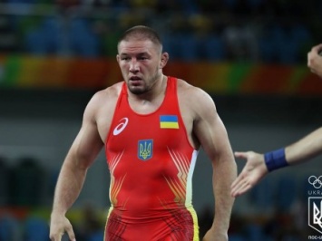 Борец В.Андрейцев потерпел поражение в поединке за "бронзу" на Олимпиаде