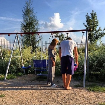Бородина поделилась в Instagram новым семейным фото с Курбаном Омаровым