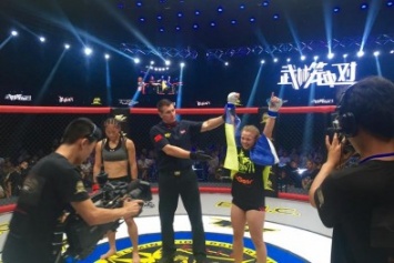 Боец MMA из Каменского завоевала «золото» на турнире в Китае