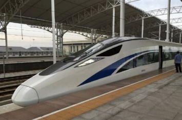В Китае запустили самый восокоскоростной поезд