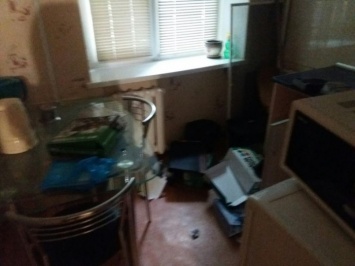 Запорожский депутат поделился фотографиями своего ограбленного офиса