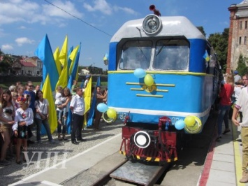 Восстановленную детскую узкоколейную железную дорогу открыли в Ужгороде