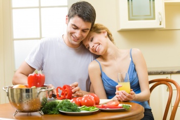 Ученые: Мужчины, употребляющие салат, имеют привлекательный запах для женщин