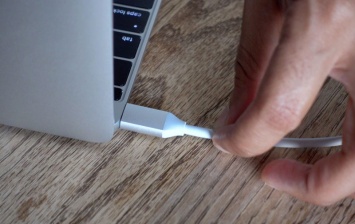 В коде macOS Sierra beta обнаружили отсылки к 10-гигабитному USB 3.1 второго поколения в будущих Mac