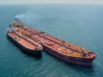 У берегов Индонезии обнаружили пропавший нефтяной танкер
