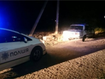 Нетрезвый водитель во Львовской области убегал от патрульных на авто, а потом пешком