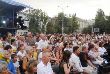 Херсонцы были тронуты поздравлением защитников Украины прямо с передовой (фото)