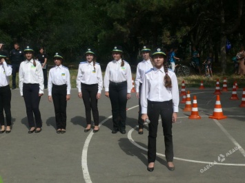 Одесская полиция отметила первую годовщину вместе со школьниками (фото)