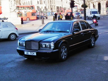 Bentley - лидер российского премиум сегмента