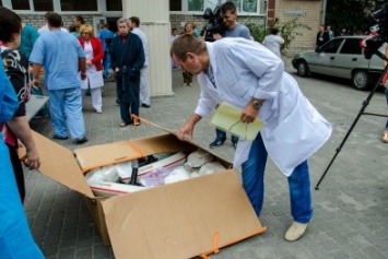 Днепропетровщина получила медицинское оборудование из Франции (ФОТО)