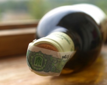 Алкоголь подорожает: самая дешевая водка 70 грн (ВИДЕО)