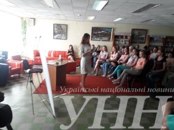 В Кропивницкому 17-летняя поэтесса презентовала свой первый сборник