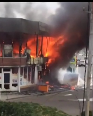 В Ставропольском крае горел магазин фейерверков