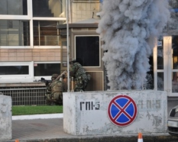 Взрывы и стрельба в центре Киева - антитеррористические учения СБУ (ФОТО)