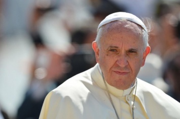 Папа Римский посетит пострадавшие от землетрясения районы Италии