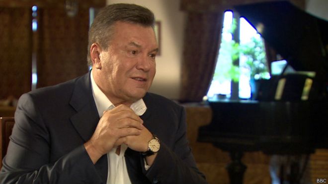 Янукович дал первое с момента побега интервью западным СМИ