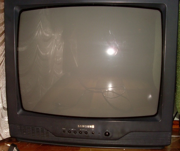Калининградец убил знакомую телевизором из-за подозрения в краже