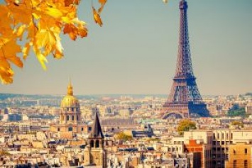 Франция: Туристический Париж потерял три четверти миллиарда евро