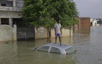 В наводнениях на востоке Индии пострадали около 1,4 млн человек