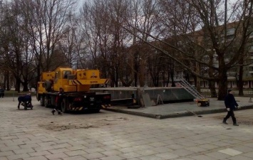В Запорожье на месте Дзержинского установят памятник героям АТО