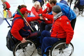 Поддерживаю идею проведение в Крыму альтернативных соревнований для паралимпийцев, - Аксенов